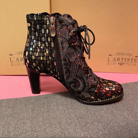 Genuine Leather Ankle Boots - Picture 4 of 7